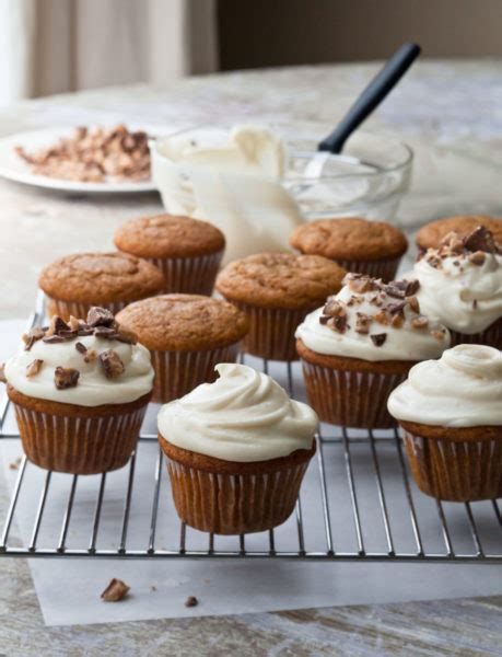 pumpkin-spice-cupcakes-with-maple-frosting-barefoot image