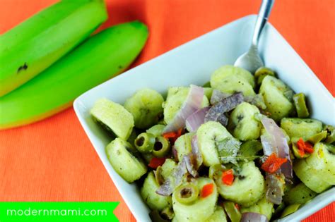 guineos-en-escabeche-puerto-rican-green-banana-salad image