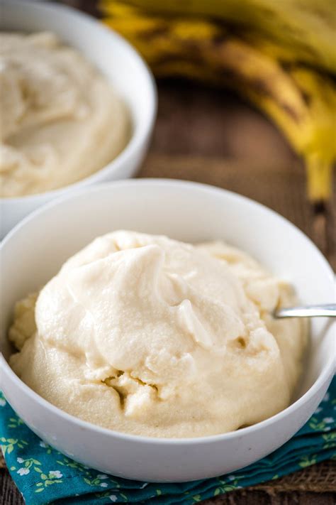 old-fashioned-homemade-banana-ice-cream-flour image