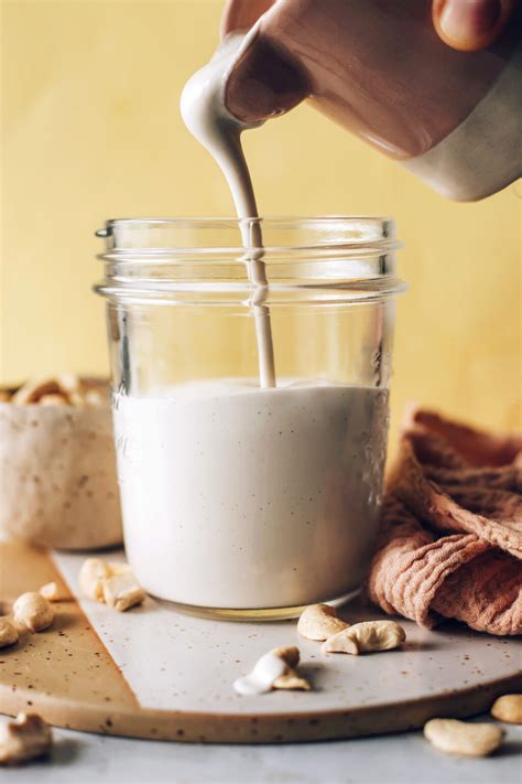 how-to-make-cashew-cream-minimalist-baker image