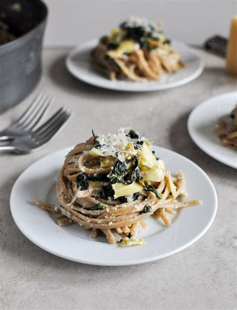 spinach-and-artichoke-linguine-how-sweet-eats image