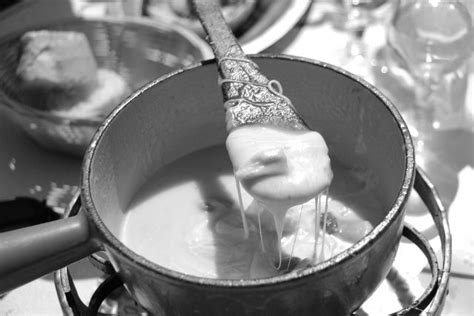 swiss-fondue-free image