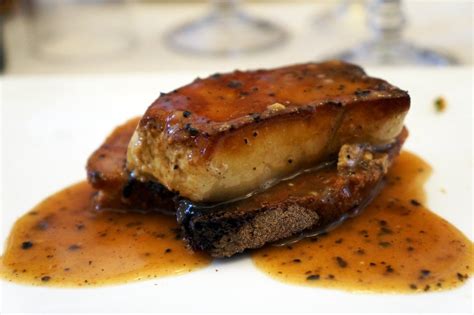 recette-foie-gras-pol-aux-raisins-marie-claire image