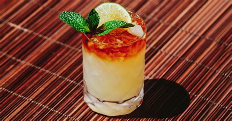 mai-tai-cocktail-recipe-liquorcom image