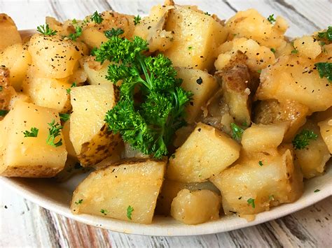 instant-pot-roasted-potatoes-recipeteacher image