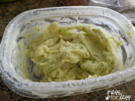 pesto-butter-recipe-mess-for-less image