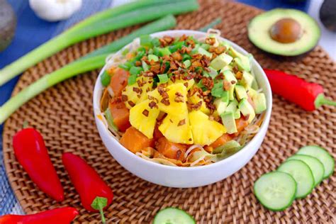 spicy-salmon-poke-bowl-recipe-mind-over-munch image
