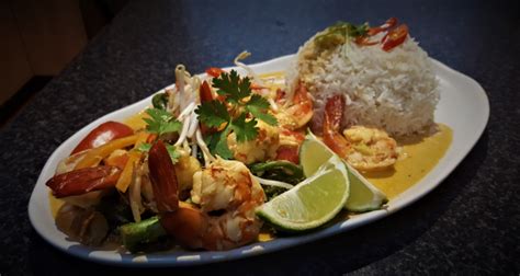 prawn-red-thai-curry-asian-inspirations image