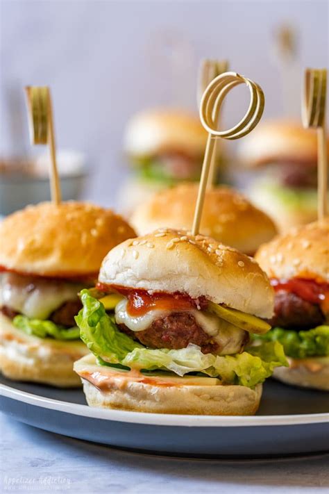 mini-cheeseburgers-recipe-appetizer-addiction image
