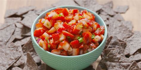 best-strawberry-salsa-recipe-how-to-make image