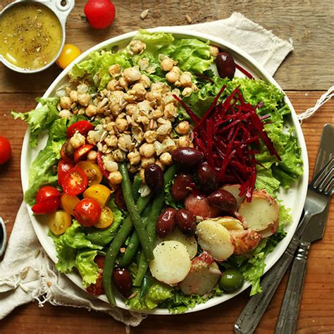 vegan-nicoise-salad-minimalist-baker image