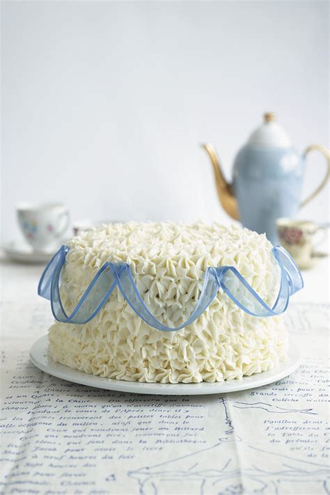 basic-vanilla-sponge-cake-recipe-by-food-home image