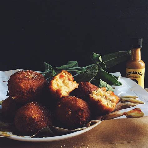 cheesy-spaghetti-squash-and-chickpea-croquettes-by image