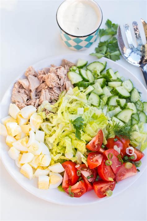 easy-cobb-salad-with-tuna-momsdish image