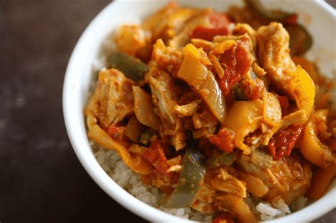 easy-chicken-curry-recipe-healthy-low-carb-the image