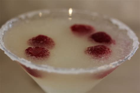 the-perfect-lemon-drop-cocktail-ounce-of-salt image