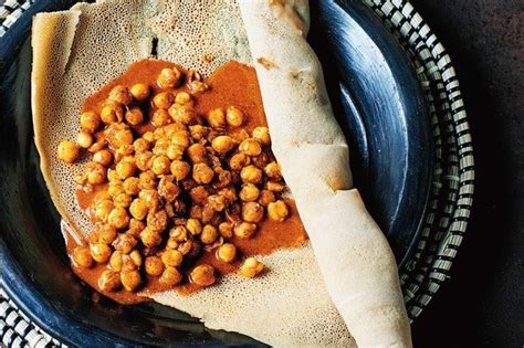 shimbra-wat-chickpeas-with-spicy-flaxseed-paste image
