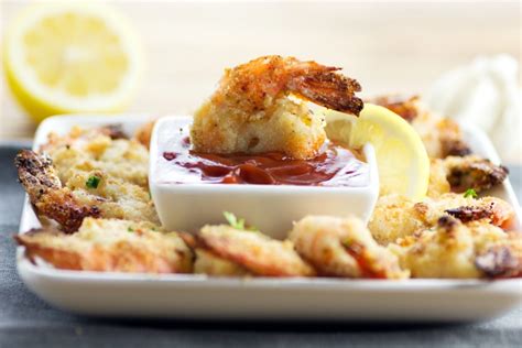 oven-fried-garlic-parmesan-shrimp-beauty-and-the-foodie image