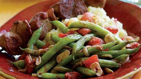 spiced-green-beans-braised-with-tomato-onions image