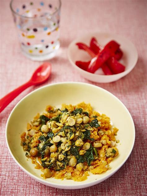 chickpea-spinach-sweet-potato-mash-baby-weaning image