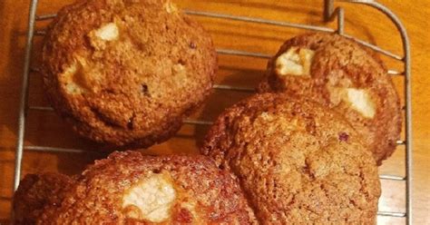 apple-blueberry-cinnamon-muffins-whats-cookin image