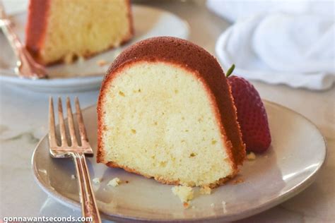 old-fashioned-pound-cake-gonna-want-seconds image