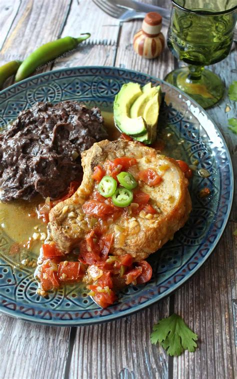 chuletas-a-la-mexicana-mexican-style-pork-chops image