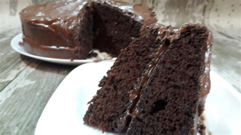 portillos-chocolate-cake-average-guy-gourmet image