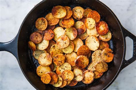 best-pan-fried-potatoes-recipe-how-to-pan-fry-crispy image