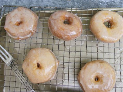 doughnuts-with-maple-bourbon-glaze-recipe-cooking image