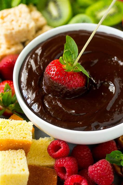 chocolate-fondue-dinner-at-the-zoo image