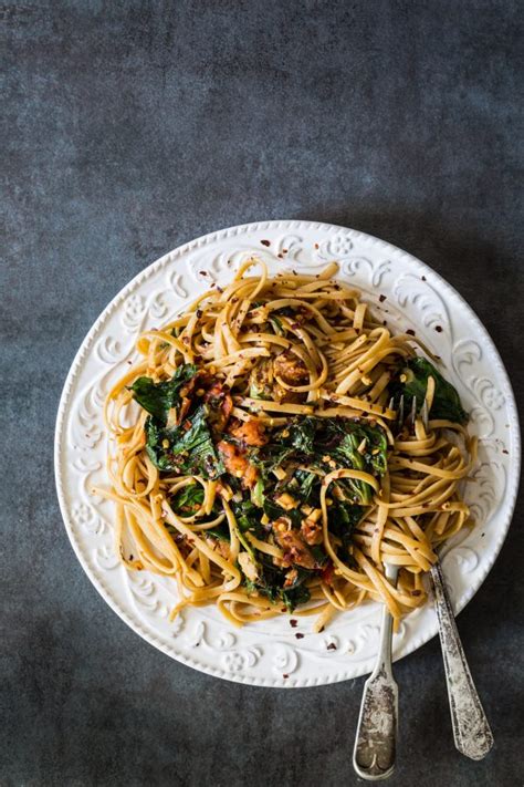 kale-sun-dried-tomato-pasta-eat-good-4-life image