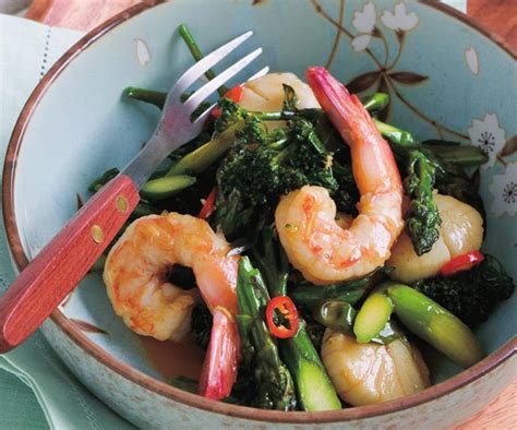prawn-scallop-and-lime-stir-fry-food-to-love image