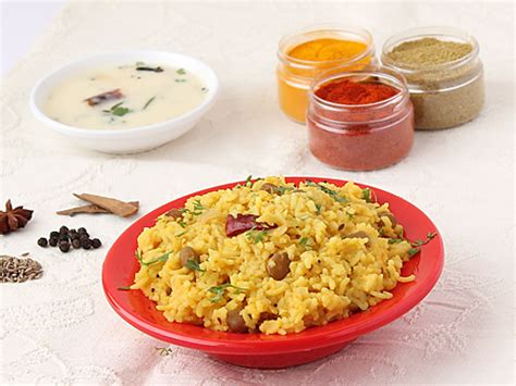 masala-khichdi-recipe-deliciously-spicy-khichdi image