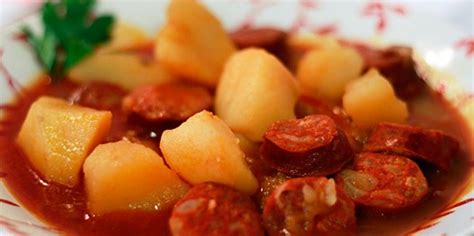 patatas-a-la-riojana-potato-and-chorizo-stew-spain image