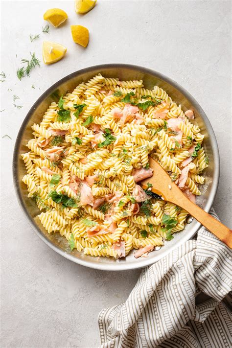creamy-smoked-salmon-pasta-nourish-and-fete image