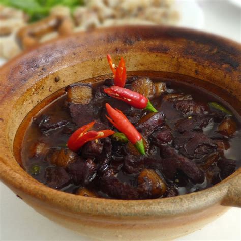 vietnamese-delight-caramalized-claypot-pork-the image