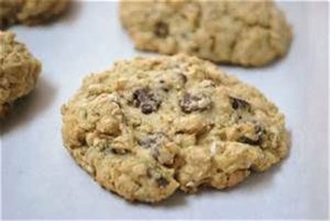 quaker-oat-vanishing-oatmeal-cookies image
