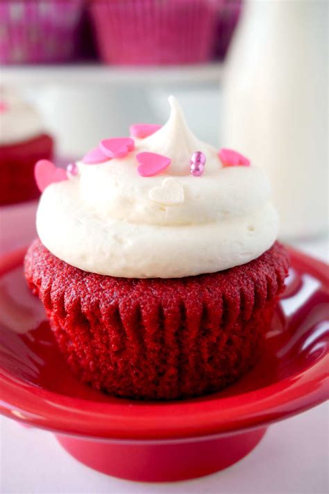 homemade-red-velvet-cupcakes-food-folks-and-fun image
