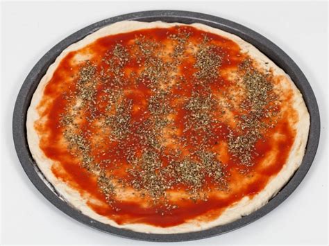 south-beach-diet-simple-pizza-sauce image