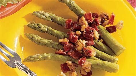 asparagus-with-sweet-pepper-walnut-sauce image