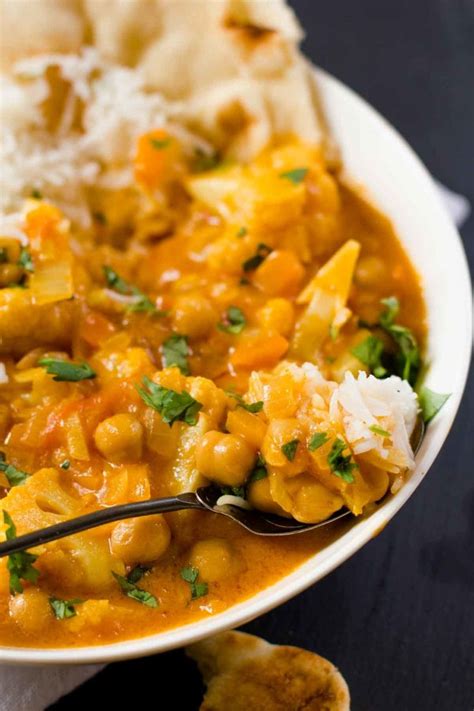 chickpea-and-cauliflower-curry-wholefully image
