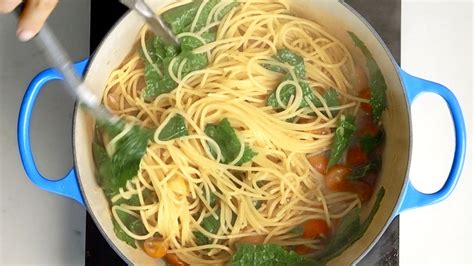 one-pot-pasta-recipe-video-and-tips-epicurious image