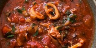 calamari-in-red-wine-and-tomato-sauce-meal-garden image