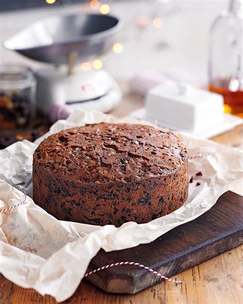 mary-berrys-rich-fruit-christmas-cake-delicious image