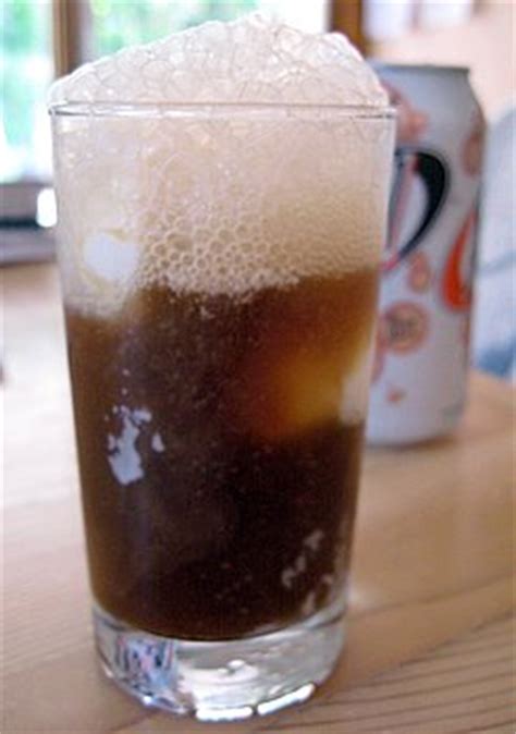 how-to-make-a-root-beer-float-baking-bites image