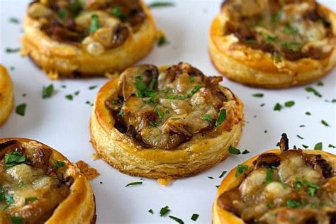 caramelized-onion-mushroom-gruyere-tartlets image