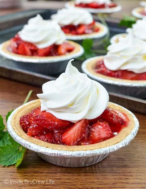 no-bake-mini-strawberry-pie-inside-brucrew-life image