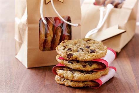 oatmeal-raisin-slice-and-bake-cookies-canadian-living image