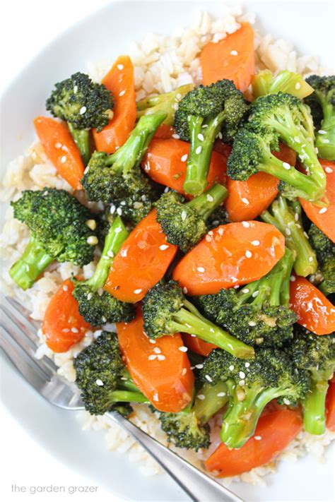 teriyaki-broccoli-and-carrots-easy-the-garden-grazer image